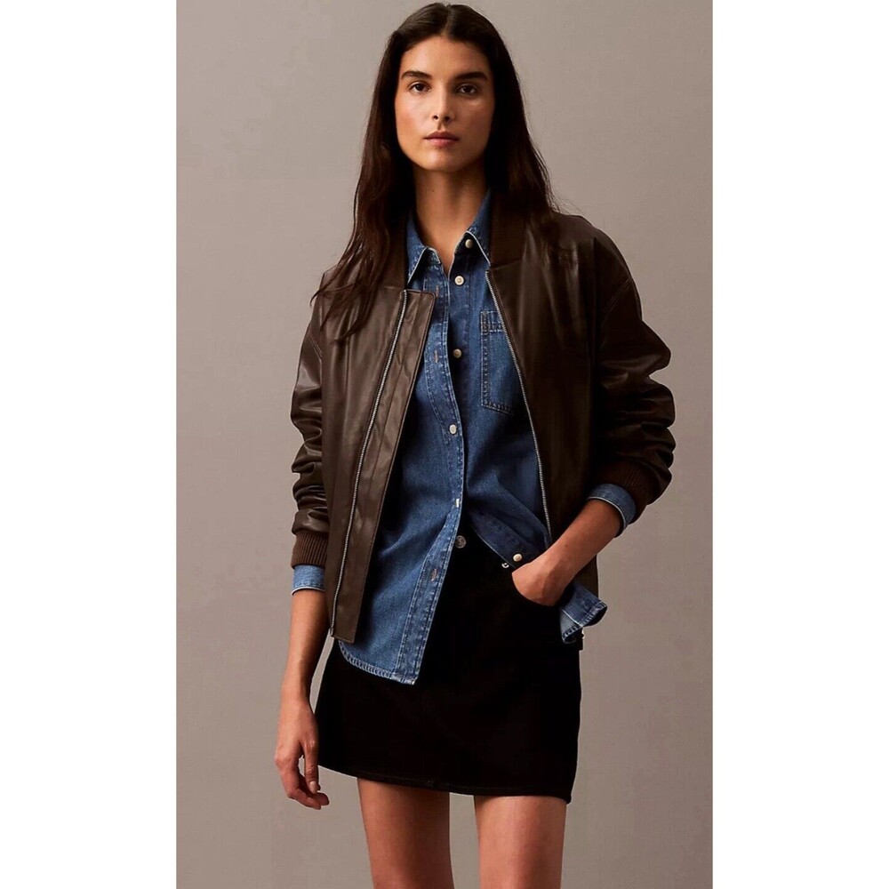 Calvin Klein Women’s Loose Sleeve + Point Collar Denim Button-Down Shirt Small
